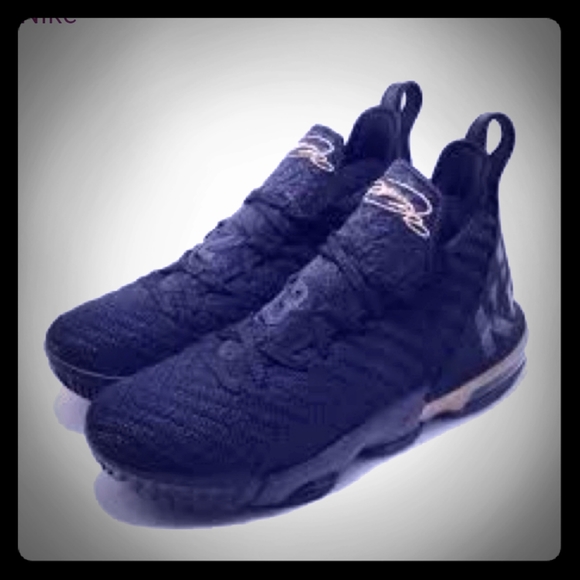 lebron james im king shoes